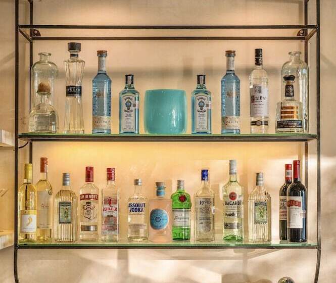 فندق Lola By Coco B Isla