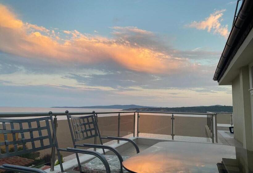 هتل Solinaria Boutique