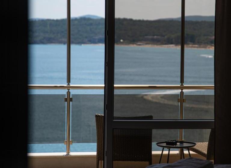 هتل Solinaria Boutique