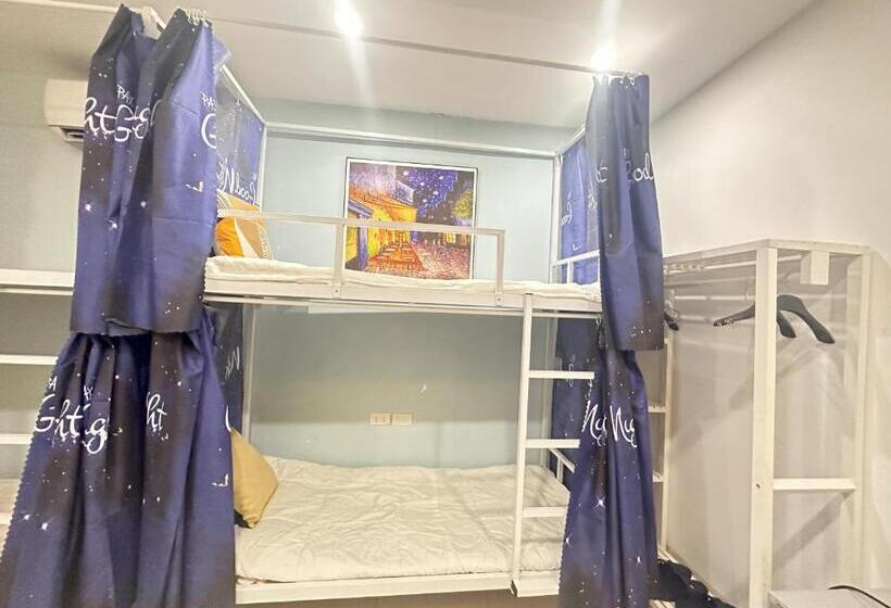 هتل The Lakeview  West Lake Lotus Apartments