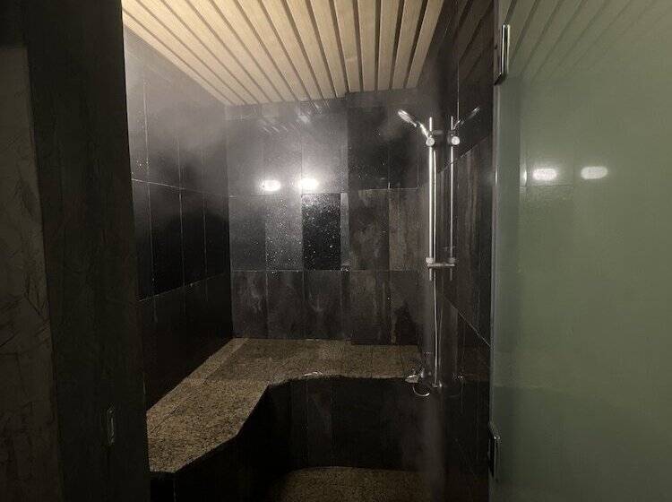 בית מלון כפרי W Platinum