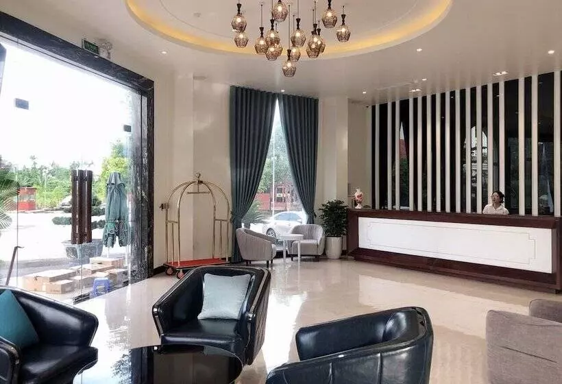 Lotus Hotel & Apartment