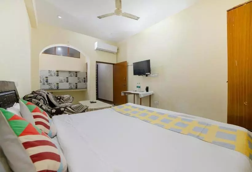 ペンション Oyo Home 75710 Ambika House Rajpur