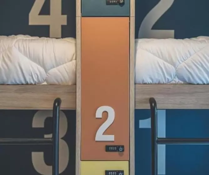 Whoo Bordeaux Bacalan  Hostel