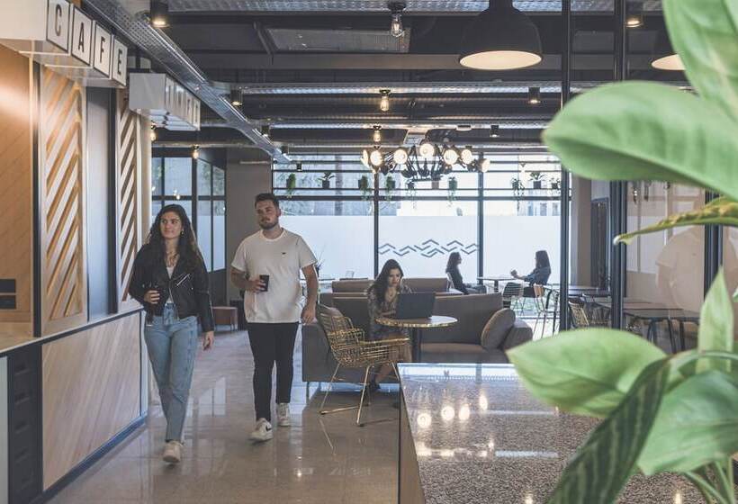 Whoo Bordeaux Bacalan  Hostel