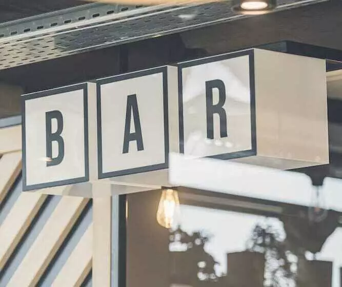 Whoo Bordeaux Bacalan  Hostel