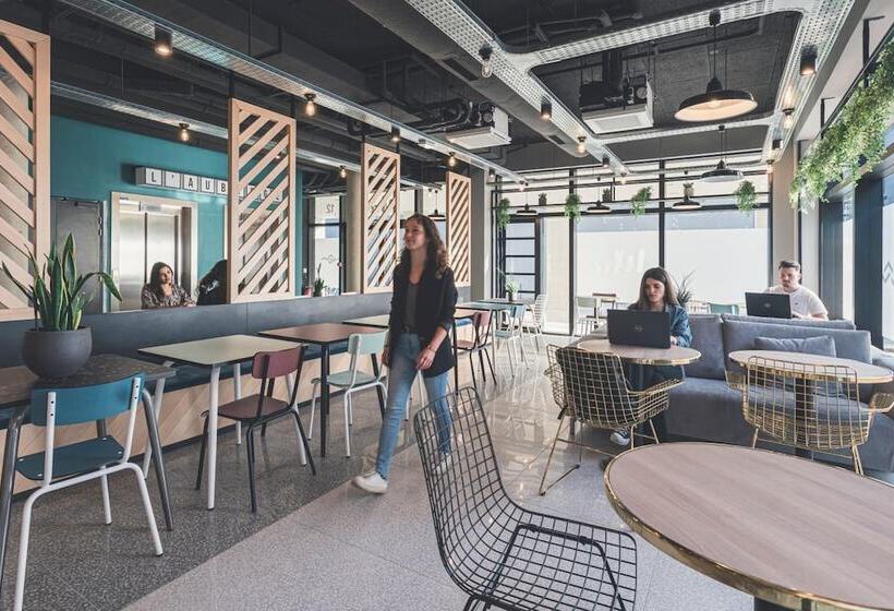 Whoo Bordeaux Bacalan  Hostel