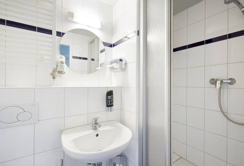 ユースホステル a&o Dusseldorf Hauptbahnhof