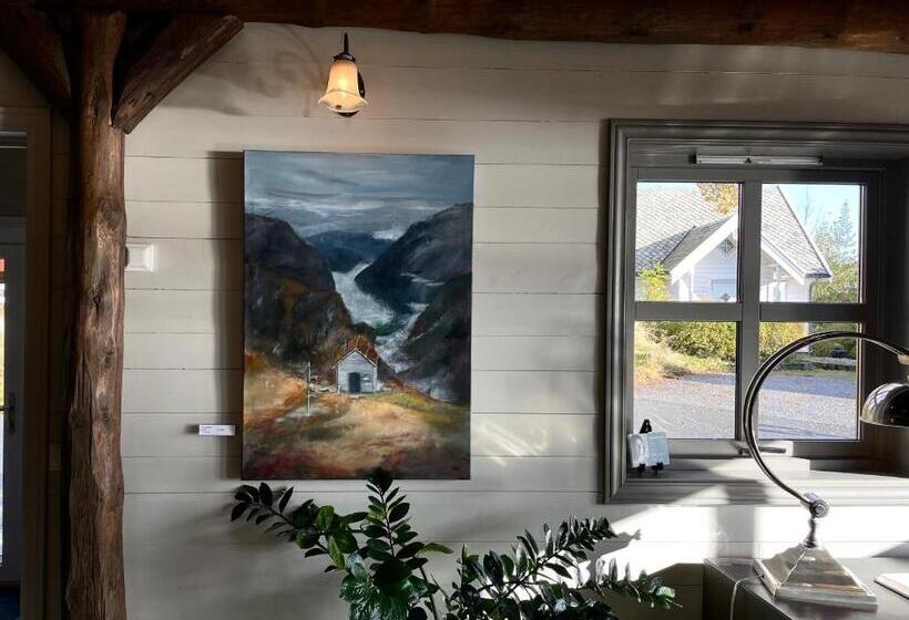 Bjørnafjorden Hotell