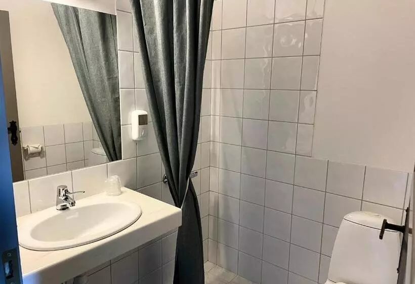 Bjørnafjorden Hotell