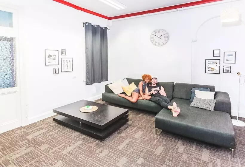 فندق All Nations Brisbane Hostel