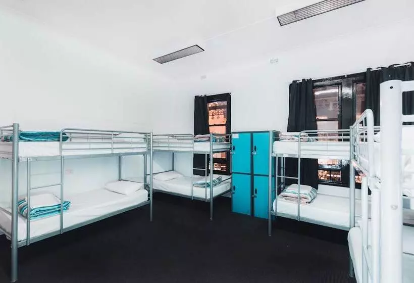 فندق All Nations Brisbane Hostel