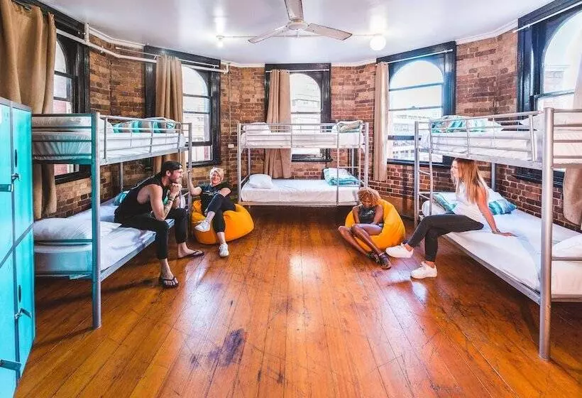 فندق All Nations Brisbane Hostel