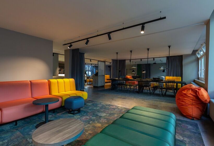 ユースホステル a&o Dusseldorf Hauptbahnhof