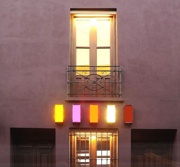 هتل Babel Boutique