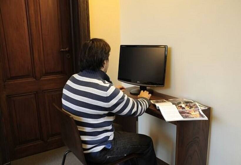 هتل Babel Boutique