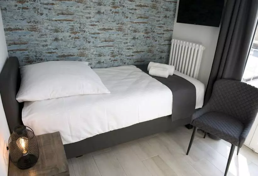 هتل Central Wesseling