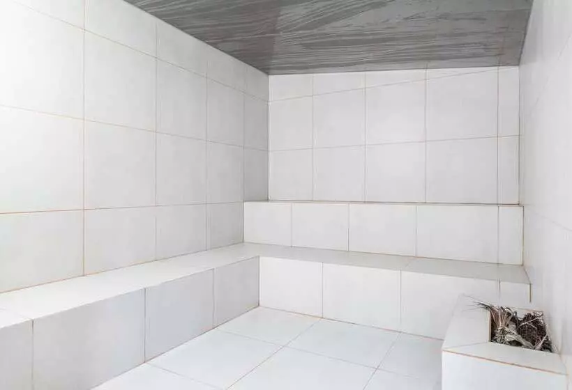 هتل Costa Del Sol Wyndham Lima Airport