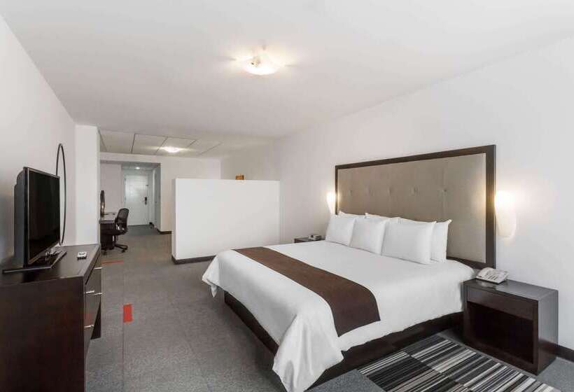 Hotel Costa Del Sol Wyndham Lima Airport