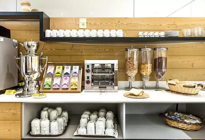 Отель Cristiania