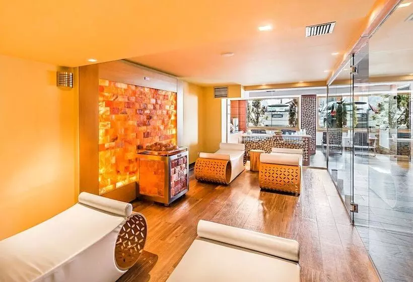 Отель Cristiania