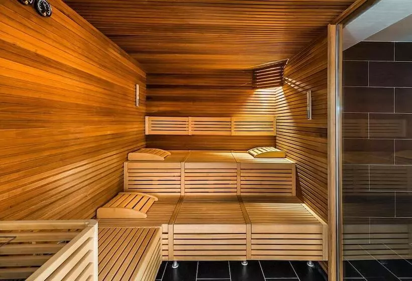 Отель Cristiania