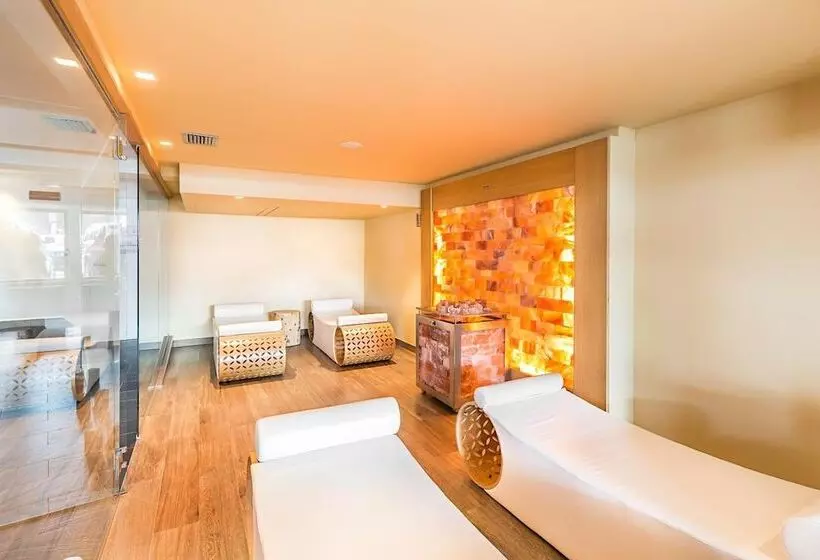 Отель Cristiania