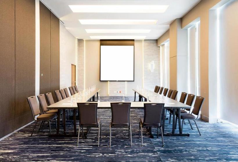 Отель Doubletree By Hilton Mexico City Santa Fe