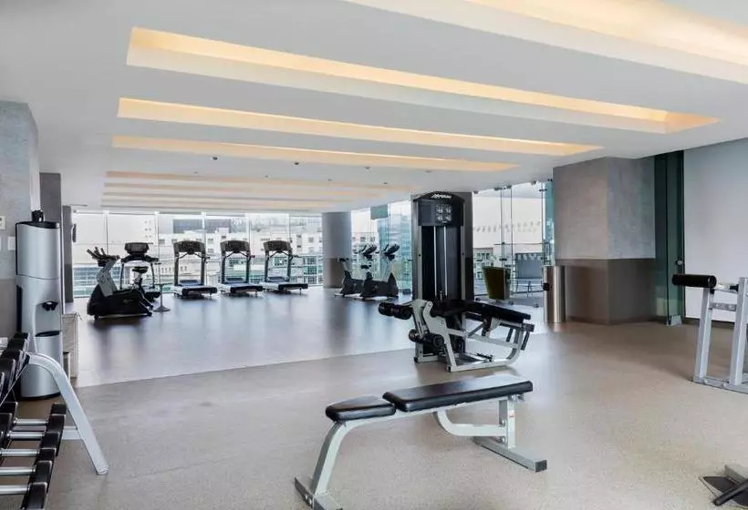 هتل Doubletree By Hilton Mexico City Santa Fe