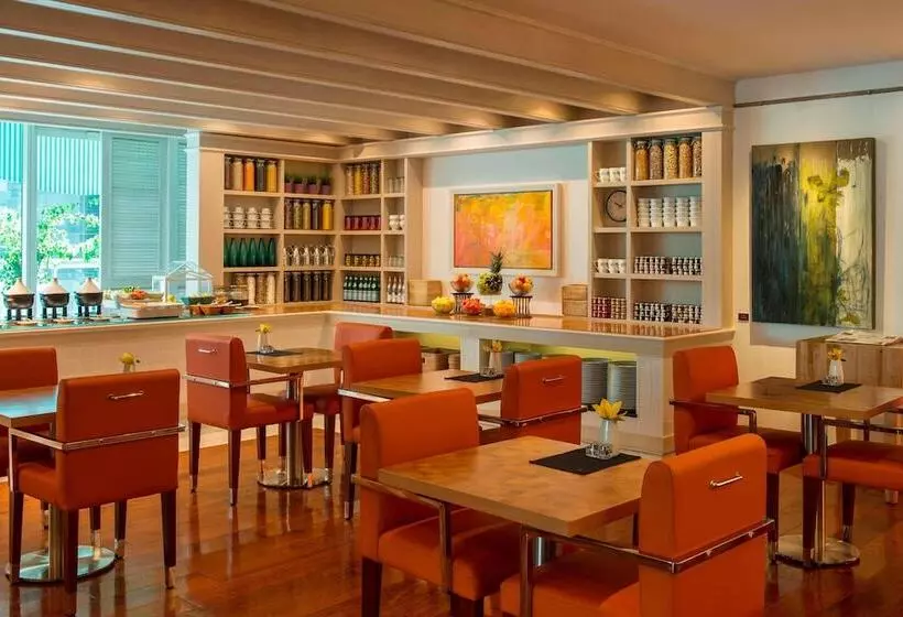 هتل Four Points By Sheraton Sheikh Zayed Road