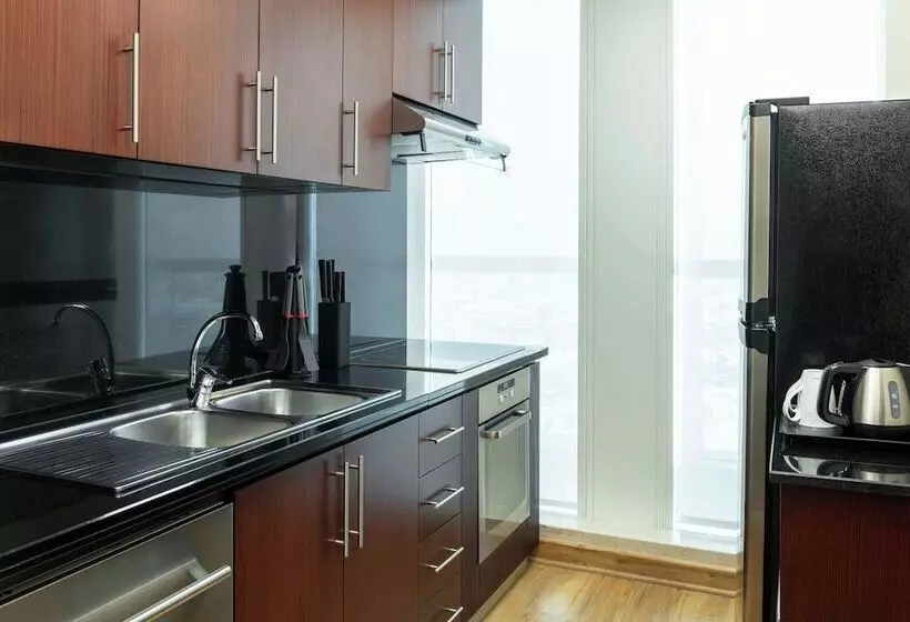 هتل Four Points By Sheraton Sheikh Zayed Road