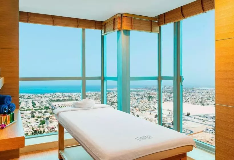 هتل Four Points By Sheraton Sheikh Zayed Road