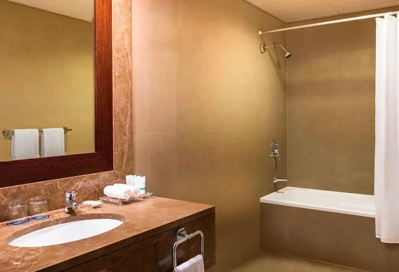 هتل Four Points By Sheraton Sheikh Zayed Road