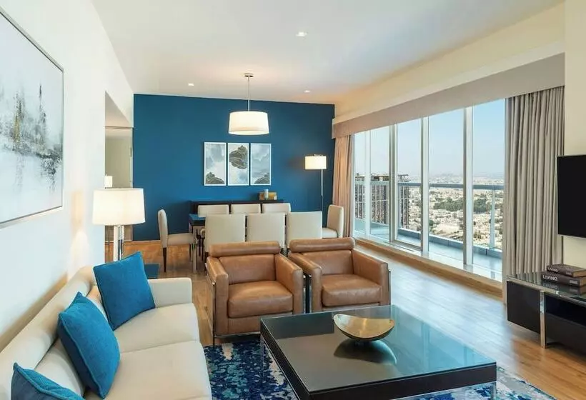 هتل Four Points By Sheraton Sheikh Zayed Road