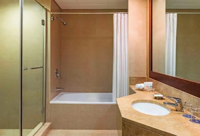 هتل Four Points By Sheraton Sheikh Zayed Road