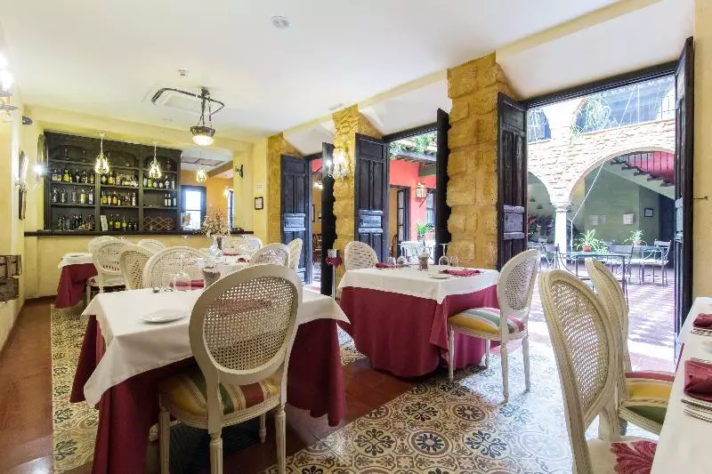 هتل La Casona De Calderon Gastronomic & Boutique