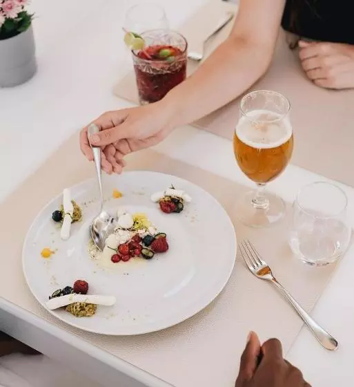 Hotel M'ar De Ar Aqueduto