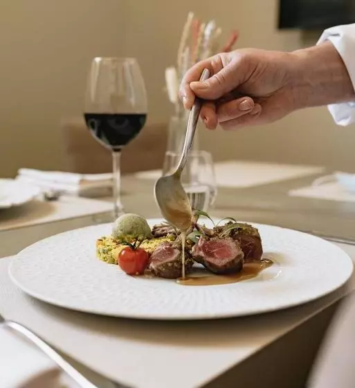 Hotel M'ar De Ar Aqueduto