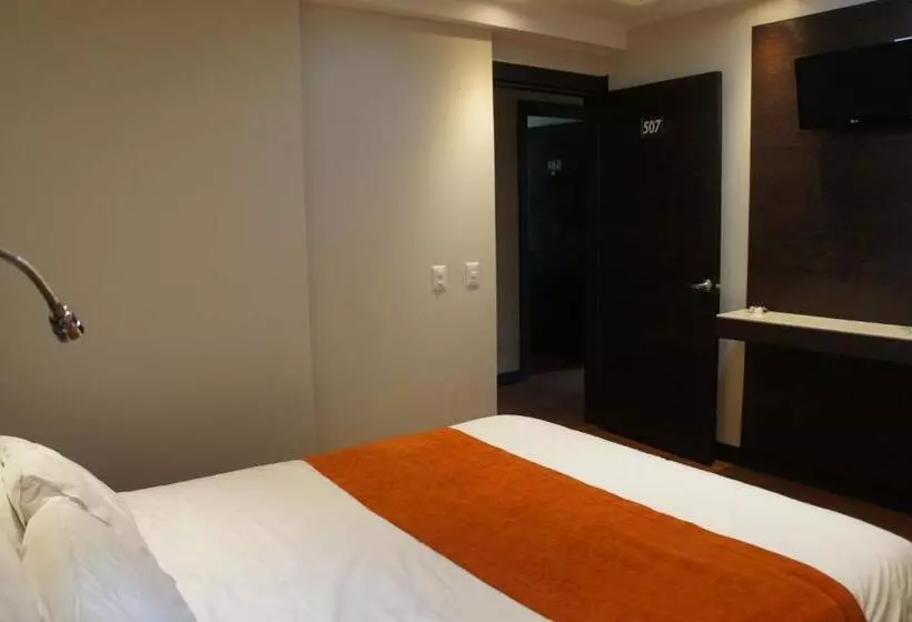 בית מלון כפרי Monte Selva Spa Termal