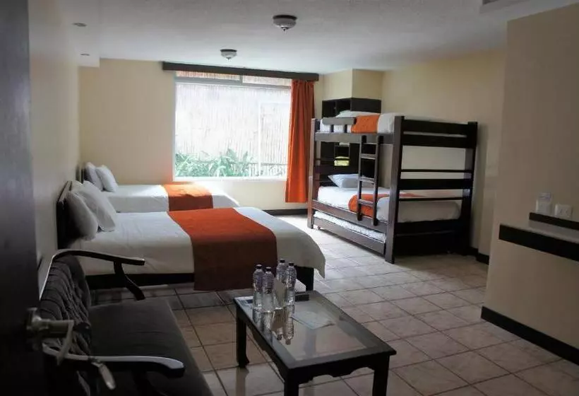 בית מלון כפרי Monte Selva Spa Termal