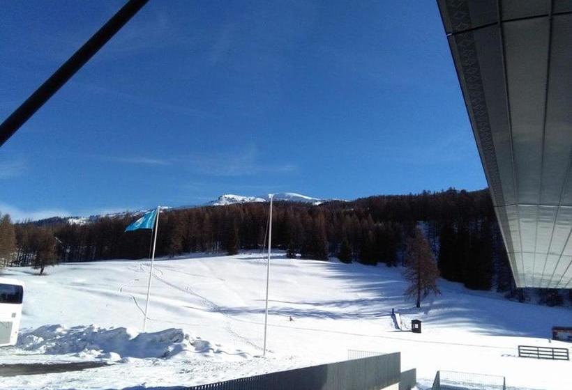 ホテル Villaggio Olympic Centre