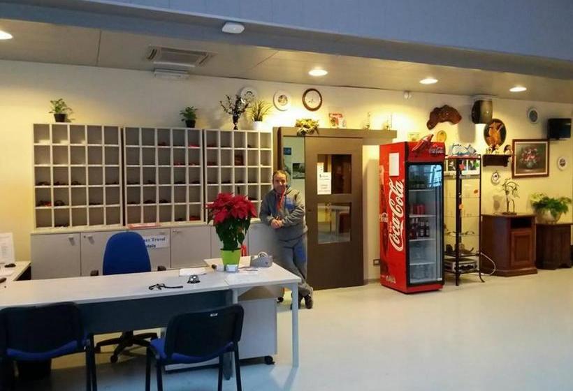 ホテル Villaggio Olympic Centre