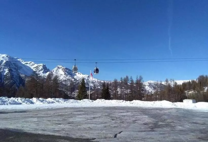 酒店 Villaggio Olympic Centre