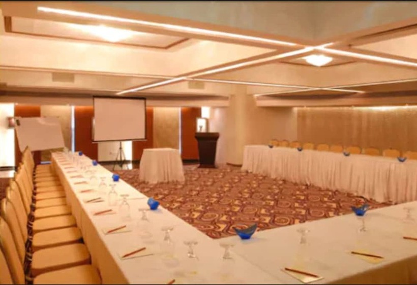 فندق Peninsula Grand