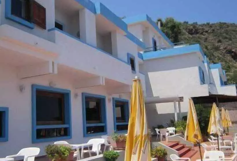 Отель Phenicusa