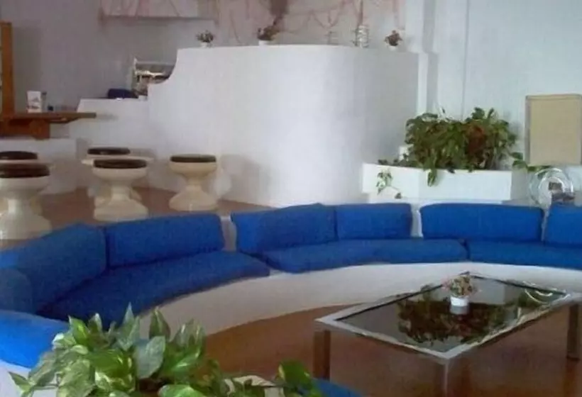 Отель Phenicusa