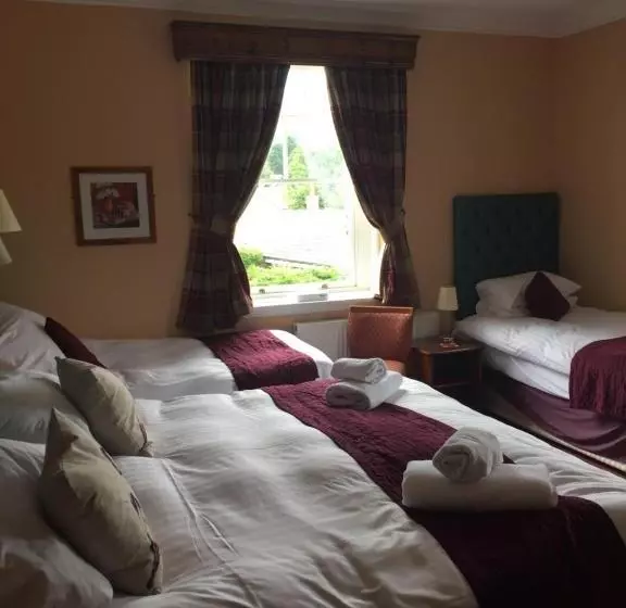 Отель The Rambler Inn & Holiday Cottage