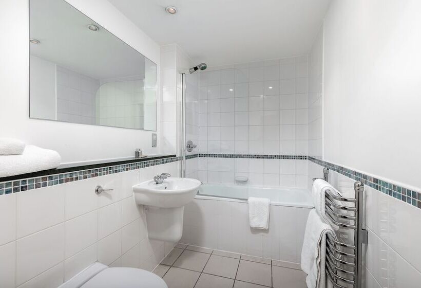 Marlin Apartments London City   Queen Street