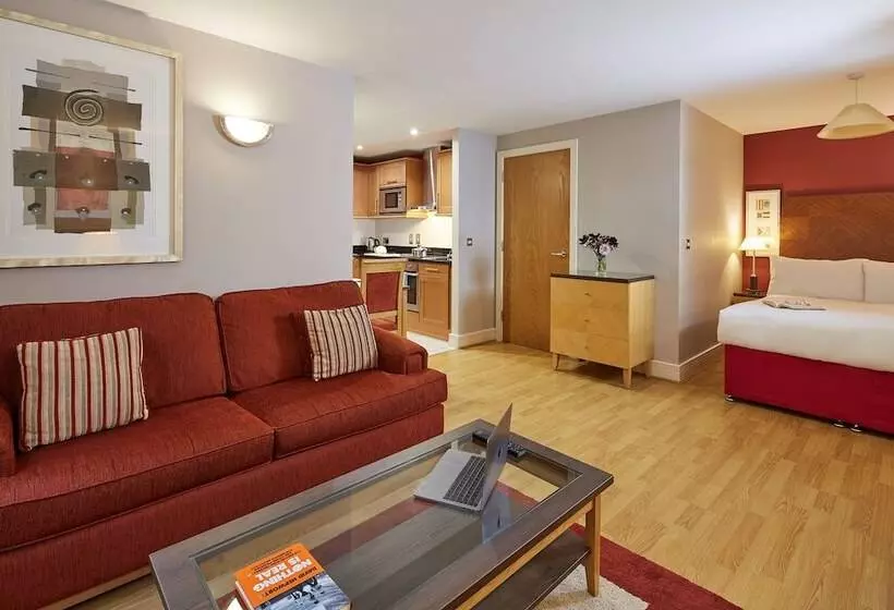 Marlin Apartments London City   Queen Street