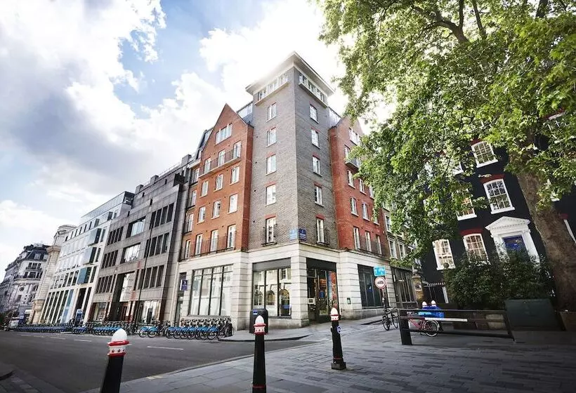 Marlin Apartments London City   Queen Street